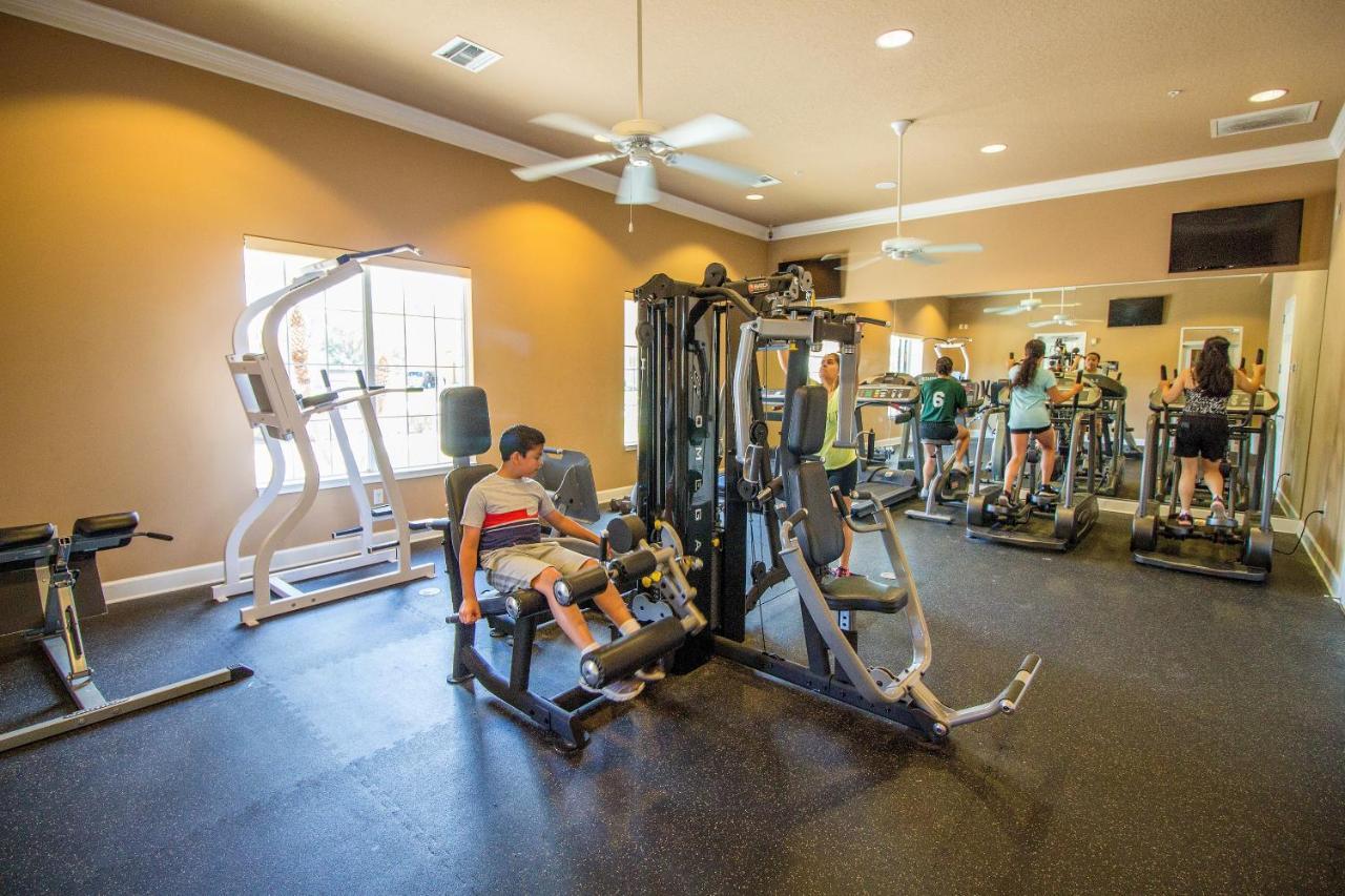 Holiday home Lakeview 6-bedroom Retreat With Game Room, Private Pool, & Amenities - Ideal For Families & Groups *