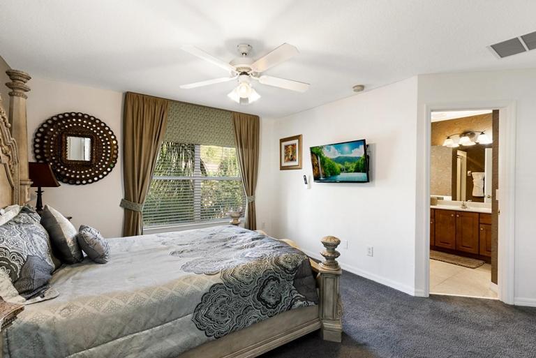 Holiday home Lakeview 6-bedroom Retreat With Game Room, Private Pool, & Amenities - Ideal For Families & Groups Kissimmee