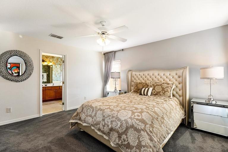 Lakeview 6-bedroom Retreat With Game Room, Private Pool, & Amenities - Ideal For Families & Groups Kissimmee