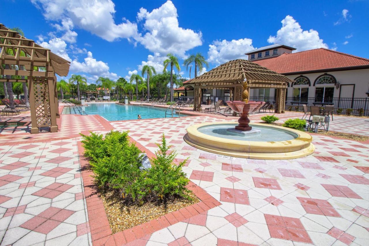 Lakeview 6-bedroom Retreat With Game Room, Private Pool, & Amenities - Ideal For Families & Groups * Kissimmee